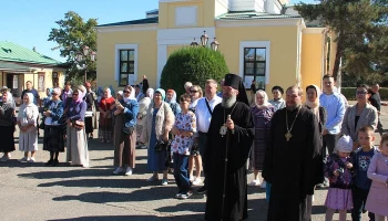 В приходах Калмыкии отметили День дедушек и бабушек